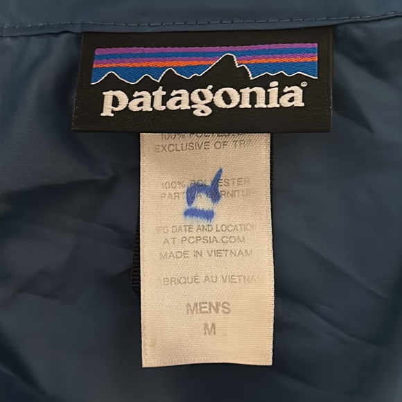 Patagonia Men’s Medium Blue Light and Variable full-zip jacket. - Picture 5 of 6